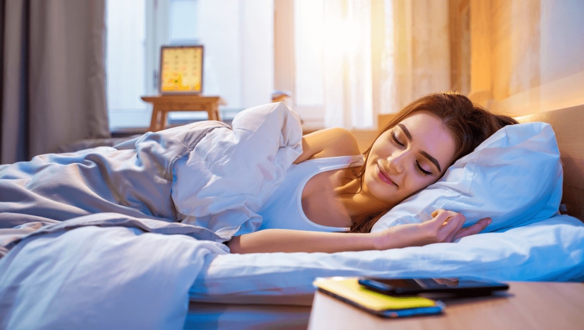 
                    Schlaf nachholen am Wochenende schützt vor Depressionen
                