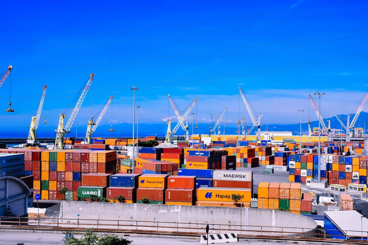 Internationale Medikamentenlieferung und Importlogistik aus Drittstaaten